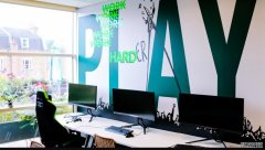 从大衰蓝冠测速技术退到大封锁——这是绿人游戏在十年的交易