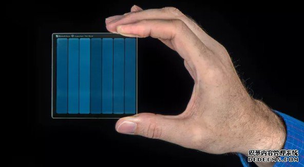 蓝冠怎么样:第一个pb级硬盘驱动器可能包含玻璃