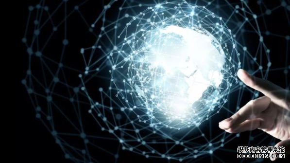 蓝冠官网:英伟达(Nvidia)首席执行官宣布放弃芯片上的以太网，对数字双胞胎做出大胆预测