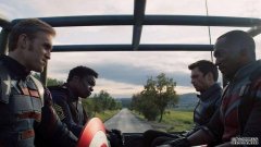 <b>蓝冠怎么样:《猎鹰和冬日战士》开始了与种族主义的斗争</b>