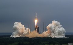 <b>中国空间站天蓝冠官网和核心舱发射成功</b>