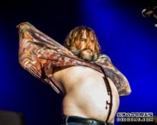 <b>蓝冠官网:杰克•布莱克(Jack Black)在电影《无主之地》(Borderland</b>