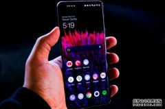 <b>一加 9、9 Pro 蓝冠注册手机被抓到会偷偷限制 app 的性能</b>