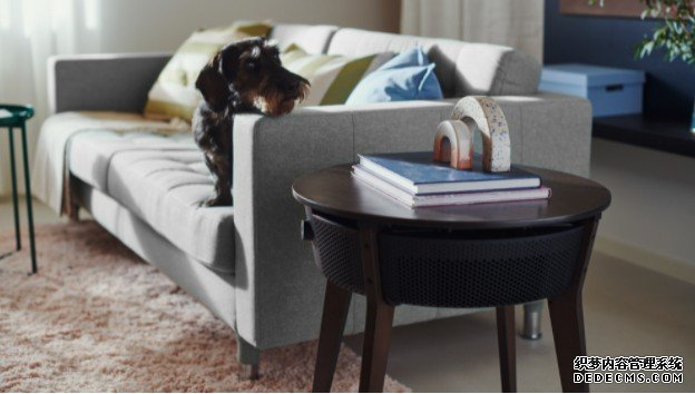 宜家的首款空蓝冠注册气净化器做成了小茶几的样子