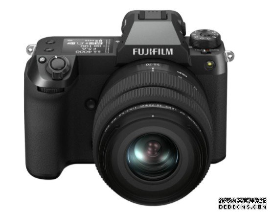 GFX 50S II 是富士目前蓝冠线路测试最亲民的中画幅相机