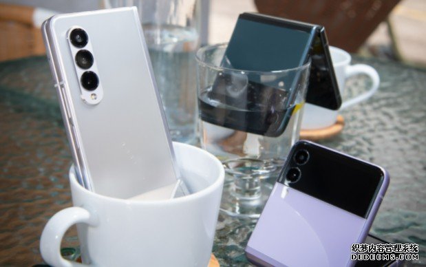 三星 Galaxy 蓝冠线路测试Z Fold 3、Flip 3 折叠屏手机国行零售价公布