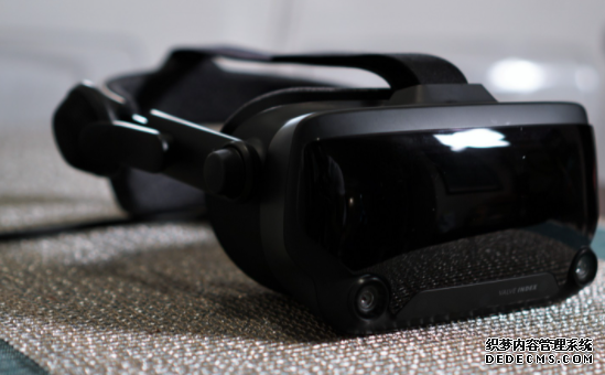 蓝冠官网据传 Valve 正在打造独立的 VR 头盔