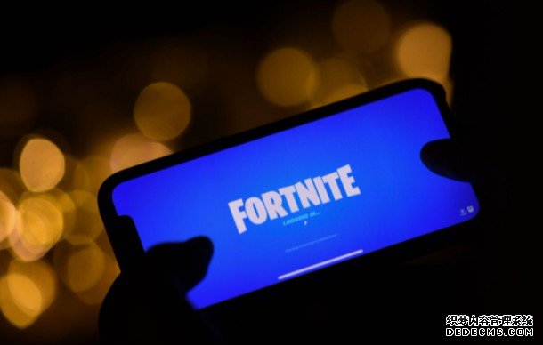 在對 Apple 的反壟斷案天富代理中，微軟和美國 35 州都選擇站在 Epic 一邊