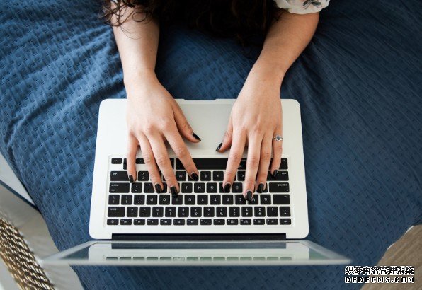 安全研究员发现 Zoom 蓝冠注册连续三个漏洞,可让骇客控制你的 Mac 电脑