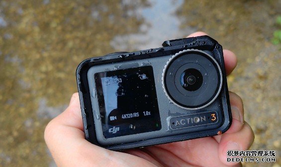 DJI Osmo Action 3 蓝冠注册补强了续航力和快充而且还更便于竖拍