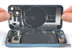 <b>iPhone 14 看似没变吗？iFixit 蓝冠线路测试发现内部变超好修理！</b>