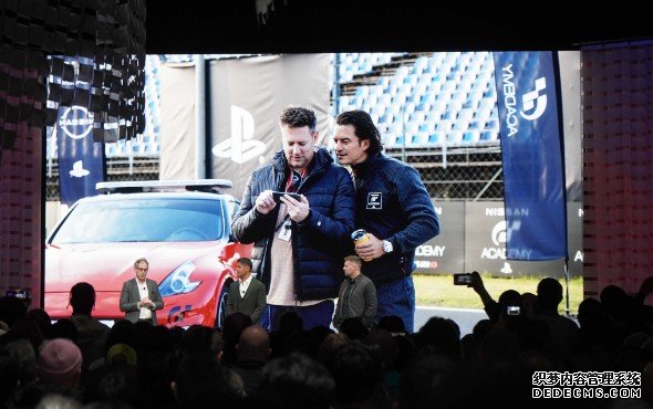 Neill Blomkamp 蓝冠代理的《跑车浪漫旅》电影的确很有原作游戏的味道