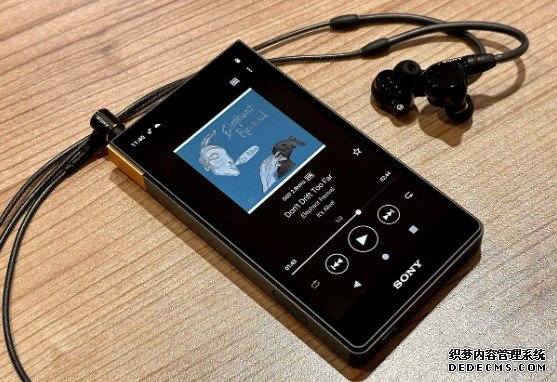 引进黑砖元素蓝冠线路测试，Sony 全新中阶 DAP ZX707 登场