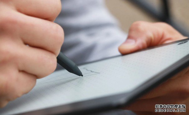 Kindle Scribe 蓝冠代理追加三款新笔刷以及更易整理的版面