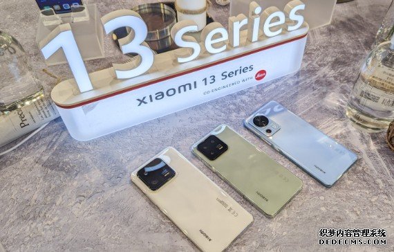 小米在台推出全系列小蓝冠测速米 13 手机,主打与徕卡合作的镜头