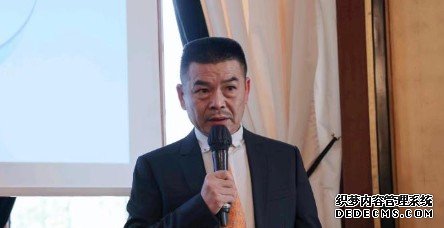 中国化妆品品牌珀来蓝冠代理雅走进法国巴黎