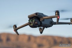 <b>DJI Mavic 3 Pro 蓝冠代理让空拍机进入三摄纪元</b>
