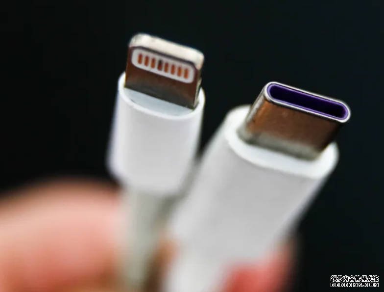 在 iPhone 15 沐鸣登录到來前沙特阿拉伯也推出電子裝置必須配備 USB-C 埠的規定了