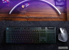 <b>Logitech 夏日優惠：買 G733 沐鸣登录耳機送鬼滅耳機架，滿指定金</b>