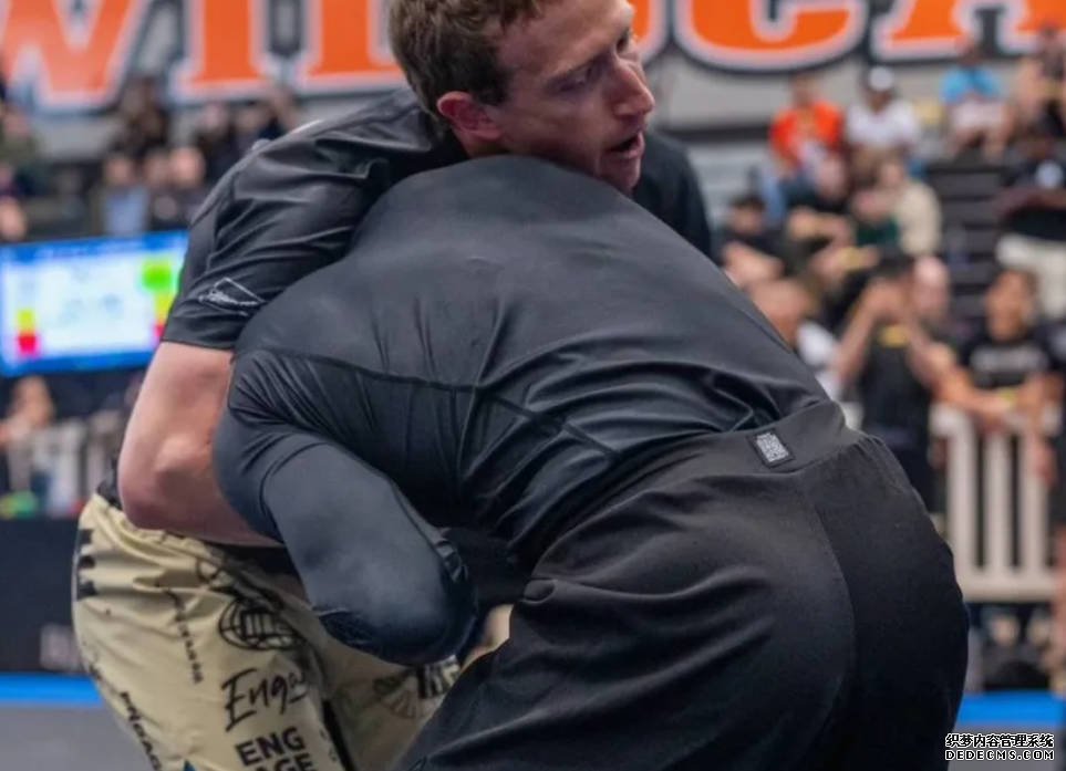 馬斯克:要不先去你家練習切磋一下?祖克柏:算了吧,2号站代理懶得陪你炒作下去了!