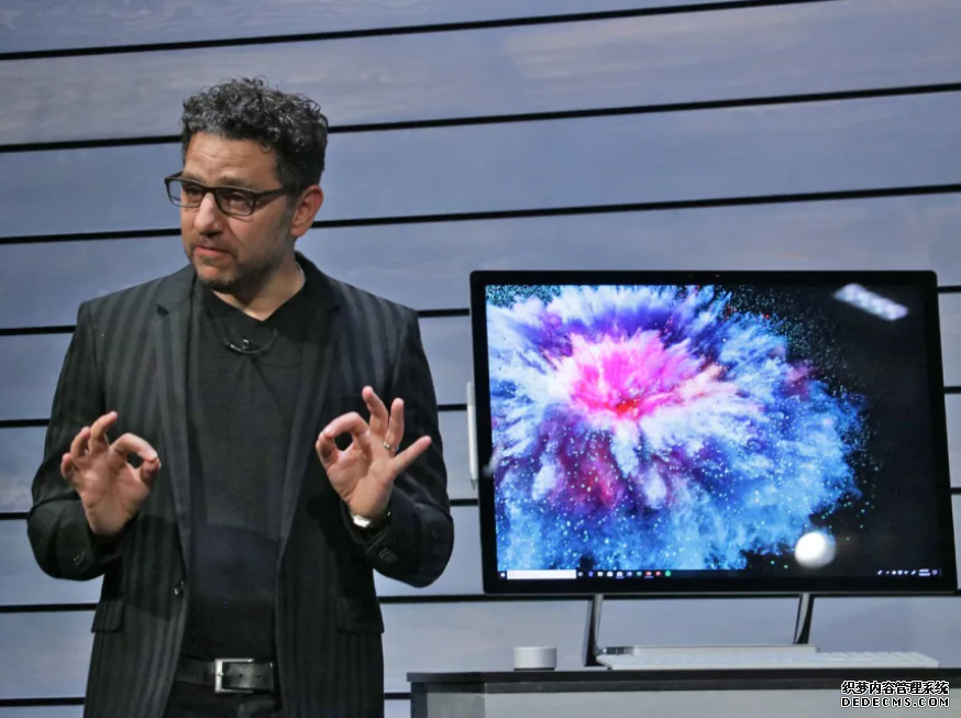 Windows 和 Surface 部門易帥,Panos Panay 在效力微軟近 20 蓝狮平台年後選擇離開