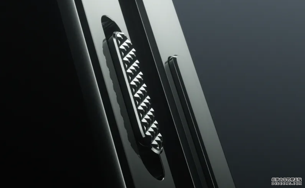 OnePlus、Oppo 將同步推出摺屏手機,網紅搶先開箱動手玩2号站代理